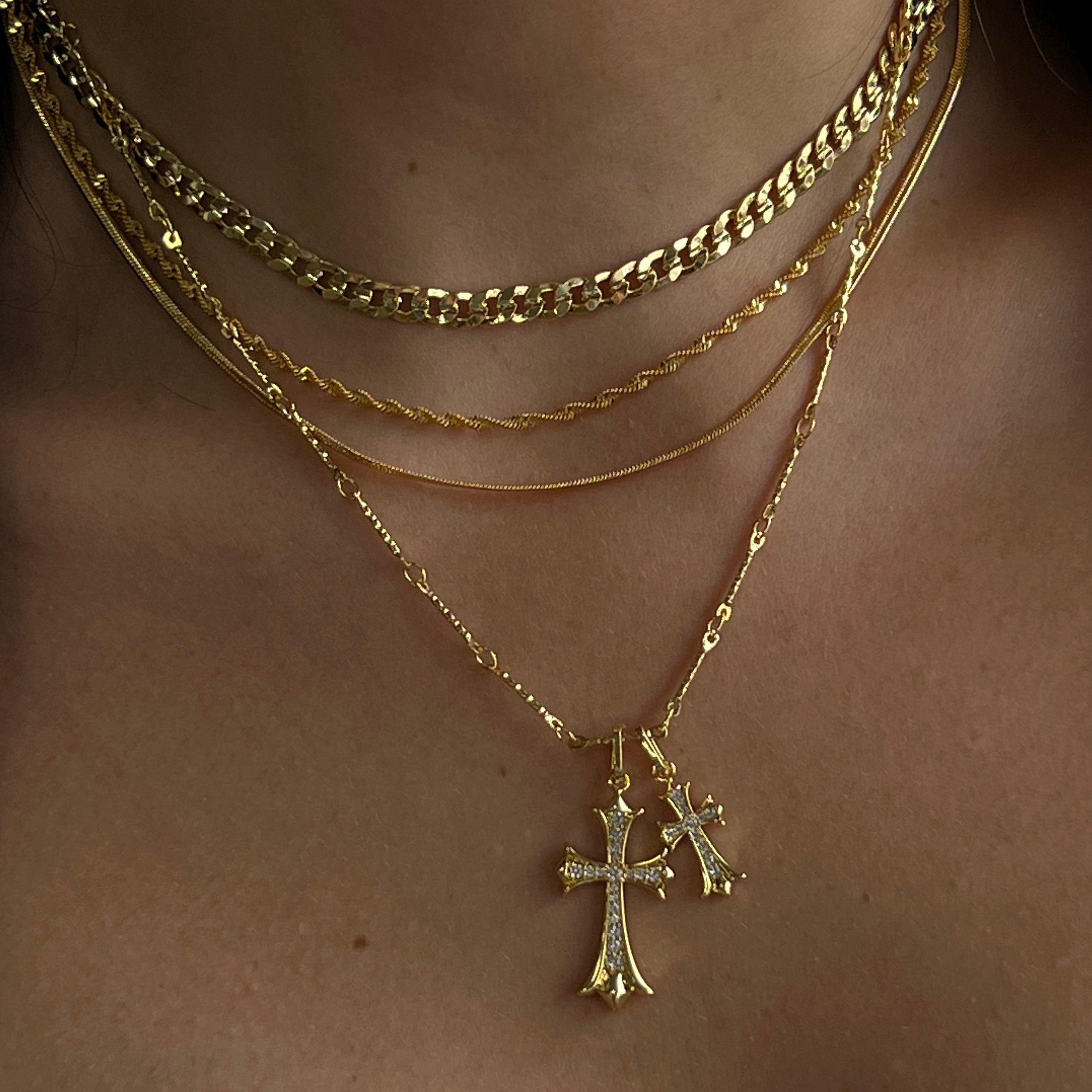 Twisted Double Collar