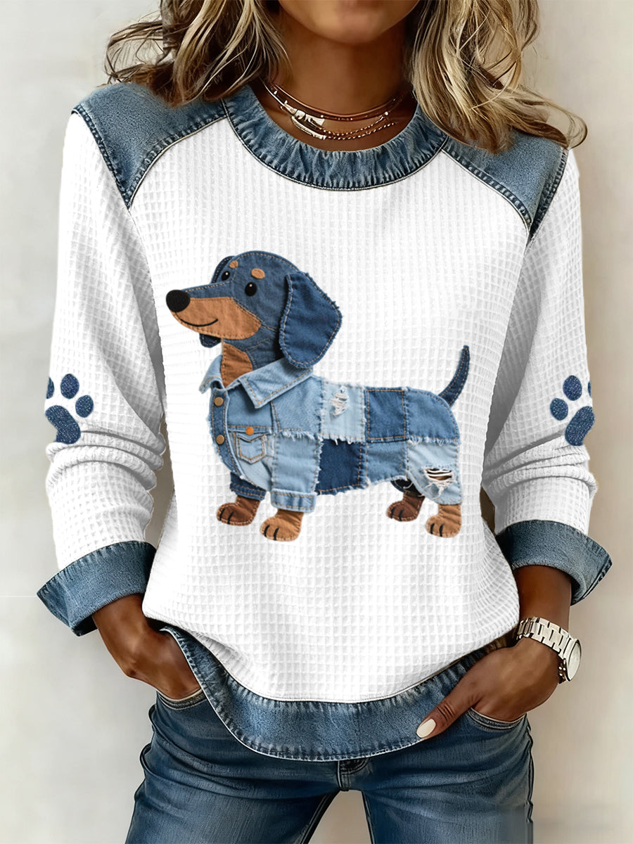 Nuria - Charming Dachshund with denim patchwork and V-neck